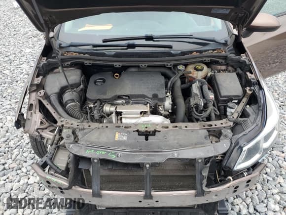 ✅ 2019 Chevrolet Cruze LS • VIN: 3G1BC6SM2KS615270 • Lot: 84735175. Listed on Copart with 107,799 mi. Free auction sales archive from the USA and detailed vehicle history report at DreamBid. Image 12.