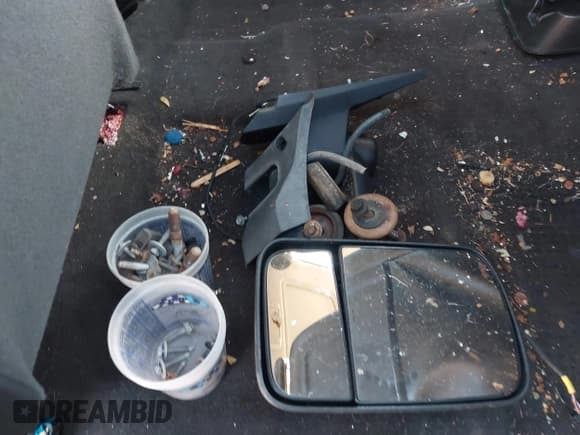 ✅ 2009 Chevrolet Silverado 2500HD LTZ • VIN: 1GCHK63K79F189916 • Лот: 43806161. Опубликован ранее на IAAI с пробегом 220 990 миль. Бесплатный доступ к архиву аукционных продаж из США и подробный отчёт об истории автомобиля на DreamBid. Изображение 12.