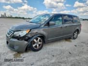 ✅ 2010 Volkswagen Routan SE • VIN: 2V4RW3D18AR395441 • Lot: 71494885. Listed on Copart with 154,930 mi. Free auction sales archive from the USA and detailed vehicle history report at DreamBid. Image 1.