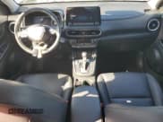 ✅ 2022 Hyundai Kona Limited • VIN: KM8K53A37NU819524 • Лот: 87104535. Опубликован ранее на Copart с пробегом 70 149 миль. Бесплатный доступ к архиву аукционных продаж из США и подробный отчёт об истории автомобиля на DreamBid. Изображение 8.