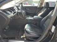 ✅ 2012 Ford Taurus SHO • VIN: 1FAHP2KT3CG133595 • Лот: 68100325. Опубликован ранее на Copart с пробегом 258 412 миль. Бесплатный доступ к архиву аукционных продаж из США и подробный отчёт об истории автомобиля на DreamBid. Изображение 7.