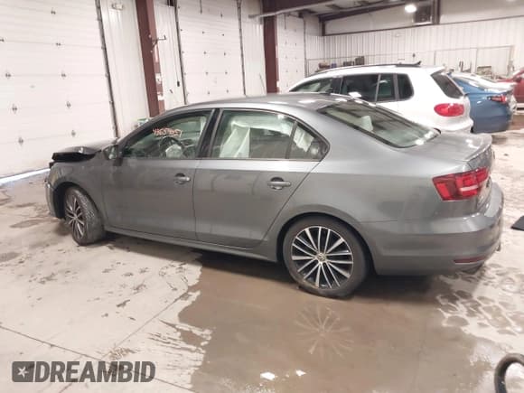 ✅ 2016 Volkswagen Jetta Sport • VIN: 3VWD17AJ9GM255684 • Lot: 43654051. Listed on IAAI with 80,866 mi. Free auction sales archive from the USA and detailed vehicle history report at DreamBid. Image 14.
