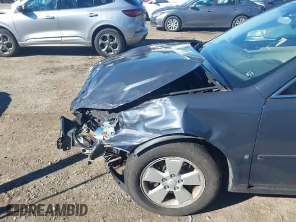 2008 Chevrolet Impala LT z VIN 2G1WT58KX89232846, wystawiony jako IAAI lot #43375805 z przebiegiem 171 174 mil mil oraz . Historia ofert i sprzedaży dostępna na DreamBid. Obrazek 13.