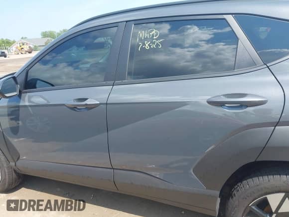 2025 Hyundai Kona SEL с VIN KM8HBCAB7SU225974, выставлен на аукционе IAAI как лот 42869818 с пробегом 15 846 миль миль и . История ставок и продаж доступна на DreamBid. Изображение 15.