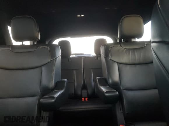 ✅ 2021 Ford Explorer ST • VIN: 1FM5K8GC4MGA06181 • Lot: 89722495. Wystawiony na Copart z przebiegiem 47 457 mil. Bezpłatny archiwum sprzedaży aukcyjnych z USA i szczegółowy raport historii pojazdu na DreamBid. Zdjęcie 10.