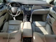 ✅ 2014 Cadillac XTS Luxury • VIN: 2G61M5S34E9121935 • Lot: 55068455. Wystawiony na Copart z przebiegiem 94 654 mil. Bezpłatny archiwum sprzedaży aukcyjnych z USA i szczegółowy raport historii pojazdu na DreamBid. Zdjęcie 8.