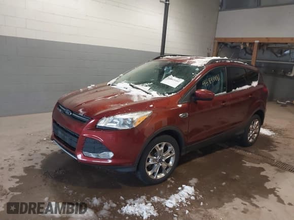 ✅ 2016 Ford Escape SE • VIN: 1FMCU9GX8GUC54272 • Лот: 43843481. Опубликован ранее на IAAI с пробегом 108 240 миль. Бесплатный доступ к архиву аукционных продаж из США и подробный отчёт об истории автомобиля на DreamBid. Изображение 2.