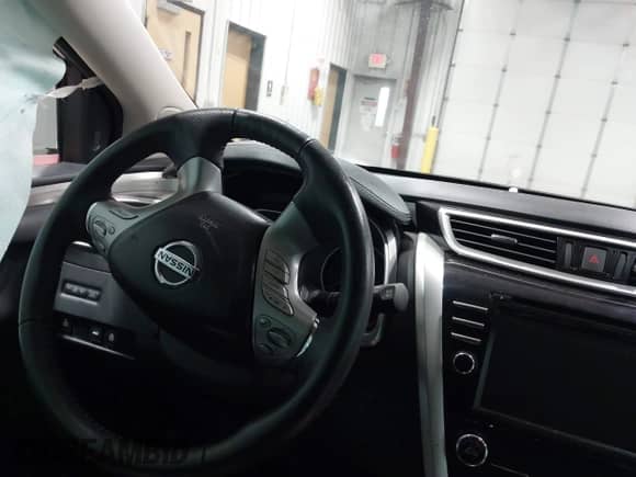 2015 Nissan Murano SL с VIN 5N1AZ2MH5FN270970, выставлен на аукционе IAAI как лот 43262814 с пробегом Не указан миль и . История ставок и продаж доступна на DreamBid. Изображение 7.