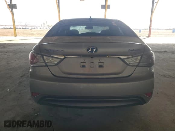 ✅ 2012 Hyundai Sonata Hybrid • VIN: KMHEC4A46CA063023 • Lot: 92126275. Wystawiony na Copart z przebiegiem 127 683 mil. Bezpłatny archiwum sprzedaży aukcyjnych z USA i szczegółowy raport historii pojazdu na DreamBid. Zdjęcie 6.