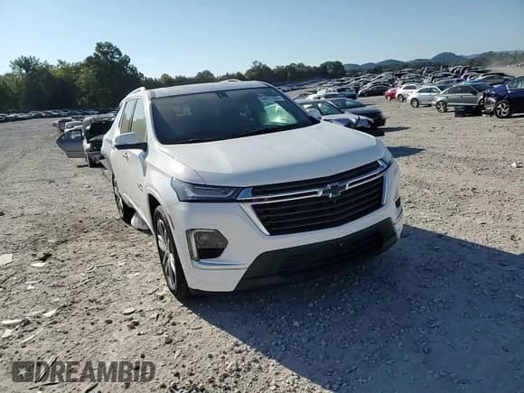 ✅ 2023 Chevrolet Traverse High Country • VIN: 1GNEVNKW2PJ281560 • Lot: 84971225. Wystawiony na Copart z przebiegiem 10 602 mil. Bezpłatny archiwum sprzedaży aukcyjnych z USA i szczegółowy raport historii pojazdu na DreamBid. Zdjęcie 14.