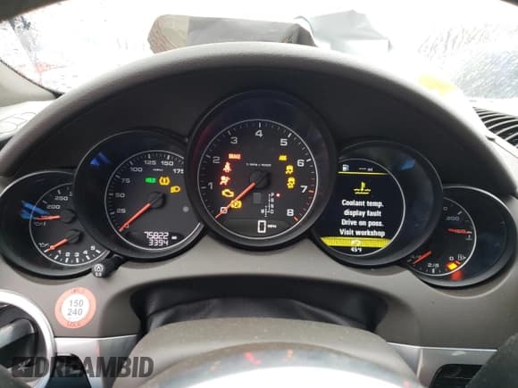 ✅ 2018 Porsche Cayenne • VIN: WP1AA2A24JKA00987 • Lot: 70476212. Listed on Copart with 75,822 mi. Free auction sales archive from the USA and detailed vehicle history report at DreamBid. Image 9.