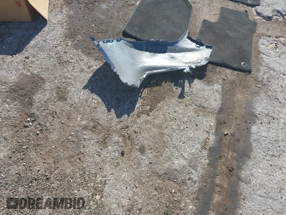 ✅ 2019 Buick Encore Sport Touring • VIN: KL4CJ1SB6KB711038 • Лот: 42568120. Опубликован ранее на IAAI с пробегом 88 230 миль. Бесплатный доступ к архиву аукционных продаж из США и подробный отчёт об истории автомобиля на DreamBid. Изображение 12.