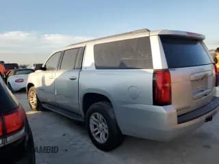 ✅ 2017 Chevrolet Suburban LT • VIN: 1GNSKHKC1HR270992 • Lot: 75316344. Wystawiony na Copart z przebiegiem Nie podano. Bezpłatny archiwum sprzedaży aukcyjnych z USA i szczegółowy raport historii pojazdu na DreamBid. Zdjęcie 2.
