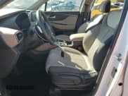 ✅ 2020 Hyundai Santa Fe SE • VIN: 5NMS23AD5LH271887 • Lot: 82217355. Wystawiony na Copart z przebiegiem 82 108 mil. Bezpłatny archiwum sprzedaży aukcyjnych z USA i szczegółowy raport historii pojazdu na DreamBid. Zdjęcie 7.