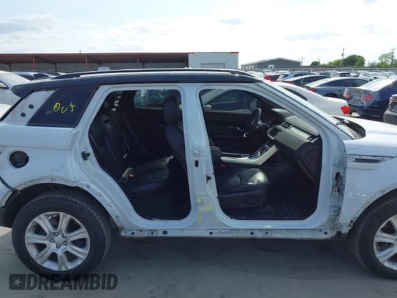 ✅ 2017 Land Rover Range Rover Evoque SE • VIN: SALVP2BGXHH171478 • Lot: 42032559. Listed on IAAI with 68,615 mi. Free auction sales archive from the USA and detailed vehicle history report at DreamBid. Image 14.