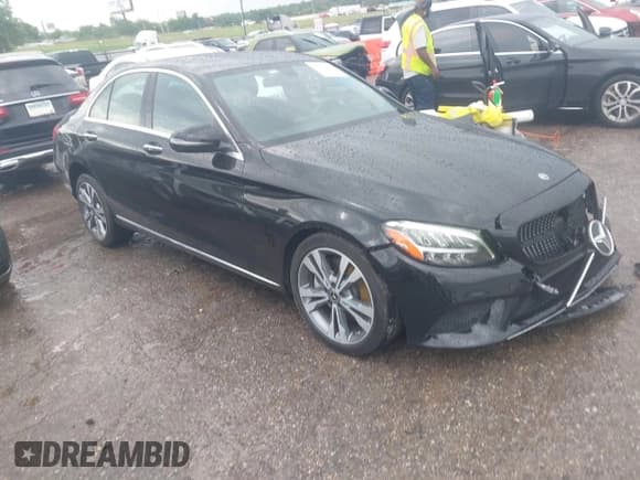 ✅ 2021 Mercedes-Benz C 300 • VIN: W1KWF8EB9MR609337 • Lot: 42653947. Wystawiony na IAAI z przebiegiem 32 375 mil. Bezpłatny archiwum sprzedaży aukcyjnych z USA i szczegółowy raport historii pojazdu na DreamBid. Zdjęcie 1.