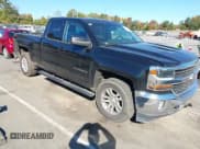 ✅ 2018 Chevrolet Silverado 1500 LT • VIN: 1GCVKRECXJZ215857 • Лот: 43473435. Опубликован ранее на IAAI с пробегом 213 061 миль. Бесплатный доступ к архиву аукционных продаж из США и подробный отчёт об истории автомобиля на DreamBid. Изображение 1.