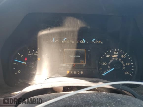 ✅ 2018 Ford F-150 XL • VIN: 1FTMF1CP3JKF70112 • Lot: 85824395. Wystawiony na Copart z przebiegiem 100 851 mil. Bezpłatny archiwum sprzedaży aukcyjnych z USA i szczegółowy raport historii pojazdu na DreamBid. Zdjęcie 9.