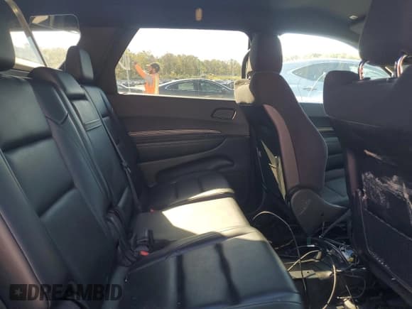 ✅ 2023 Dodge Durango Pursuit • VIN: 1C4RDJFG5PC631227 • Lot: 86140905. Wystawiony na Copart z przebiegiem 59 956 mil. Bezpłatny archiwum sprzedaży aukcyjnych z USA i szczegółowy raport historii pojazdu na DreamBid. Zdjęcie 11.