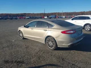 ✅ 2016 Ford Fusion SE • VIN: 3FA6P0T92GR100553 • Lot: 43512085. Wystawiony na IAAI z przebiegiem 205 222 mil. Bezpłatny archiwum sprzedaży aukcyjnych z USA i szczegółowy raport historii pojazdu na DreamBid. Zdjęcie 3.