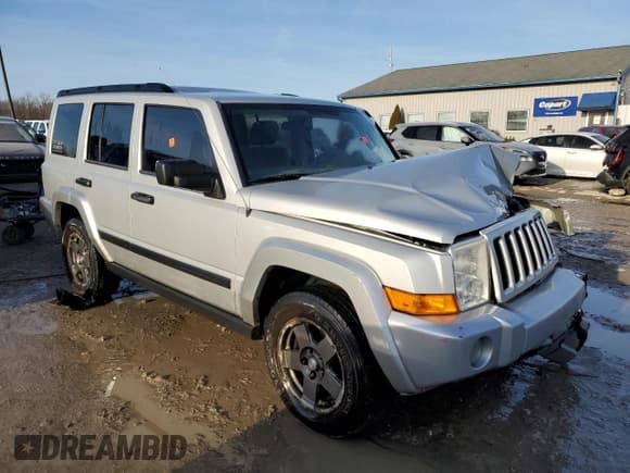 ✅ 2006 Jeep Commander • VIN: 1J8HG48KX6C195178 • Лот: 42204975. Опубликован ранее на Copart с пробегом 139 463 миль. Бесплатный доступ к архиву аукционных продаж из США и подробный отчёт об истории автомобиля на DreamBid. Изображение 4.
