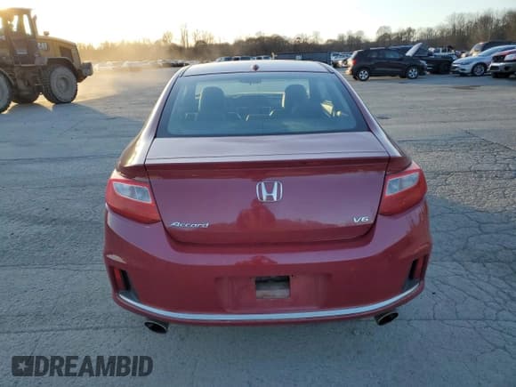 ✅ 2013 Honda Accord EX-L • VIN: 1HGCT2A89DA004974 • Lot: 92279875. Wystawiony na Copart z przebiegiem 223 406 mil. Bezpłatny archiwum sprzedaży aukcyjnych z USA i szczegółowy raport historii pojazdu na DreamBid. Zdjęcie 6.