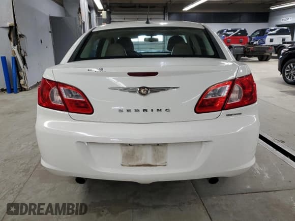 ✅ 2008 Chrysler Sebring • VIN: 1C3LD66M88N136183 • Lot: 53297745. Listed on Copart with 62,270 mi. Free auction sales archive from the USA and detailed vehicle history report at DreamBid. Image 6.