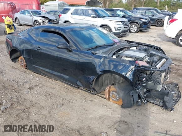 ✅ 2019 Chevrolet Camaro 1SS • VIN: 1G1FE1R70K0119793 • Lot: 40948144. Wystawiony na IAAI z przebiegiem 109 201 mil. Bezpłatny archiwum sprzedaży aukcyjnych z USA i szczegółowy raport historii pojazdu na DreamBid. Zdjęcie 1.