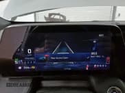 ✅ 2025 Chevrolet Equinox FWD LT • VIN: 3GNAXHEG0SL205707 • Lot: 80929665. Wystawiony na Copart z przebiegiem Nie podano. Bezpłatny archiwum sprzedaży aukcyjnych z USA i szczegółowy raport historii pojazdu na DreamBid. Zdjęcie 9.