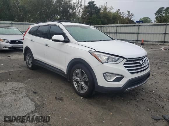 ✅ 2015 Hyundai Santa Fe Limited • VIN: KM8SN4HFXFU105376 • Лот: 51407445. Опубликован ранее на Copart с пробегом 139 279 миль. Бесплатный доступ к архиву аукционных продаж из США и подробный отчёт об истории автомобиля на DreamBid. Изображение 4.