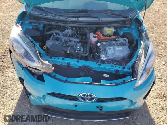 ✅ 2018 Toyota Prius One • VIN: JTDKDTB3XJ1614149 • Lot: 85935975. Listed on Copart with 66,541 mi. Free auction sales archive from the USA and detailed vehicle history report at DreamBid. Image 11.