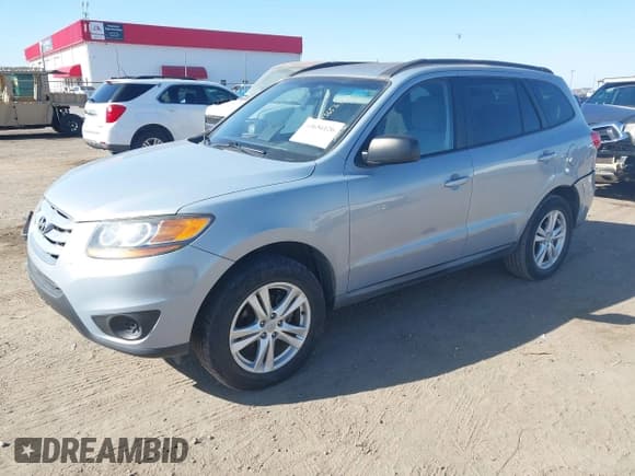 ✅ 2010 Hyundai Santa Fe GLS • VIN: 5NMSG3ABXAH402809 • Лот: 43656126. Опубликован ранее на IAAI с пробегом 42 676 миль. Бесплатный доступ к архиву аукционных продаж из США и подробный отчёт об истории автомобиля на DreamBid. Изображение 2.