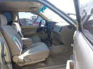 ✅ 2000 Nissan Frontier XE • VIN: 1N6DD26S5YC348622 • Lot: 43489629. Listed on IAAI with 151,219 mi. Free auction sales archive from the USA and detailed vehicle history report at DreamBid. Image 5.