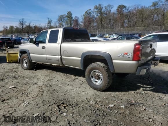 ✅ 2003 Chevrolet Silverado 2500HD LS • VIN: 1GCHK29U73E342647 • Lot: 78028314. Wystawiony na Copart z przebiegiem 285 675 mil. Bezpłatny archiwum sprzedaży aukcyjnych z USA i szczegółowy raport historii pojazdu na DreamBid. Zdjęcie 2.
