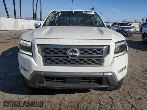 ✅ 2023 Nissan Frontier SV • VIN: 1N6ED1EJ8PN669001 • Lot: 87409944. Wystawiony na Copart z przebiegiem 2 716 mil. Bezpłatny archiwum sprzedaży aukcyjnych z USA i szczegółowy raport historii pojazdu na DreamBid. Zdjęcie 5.