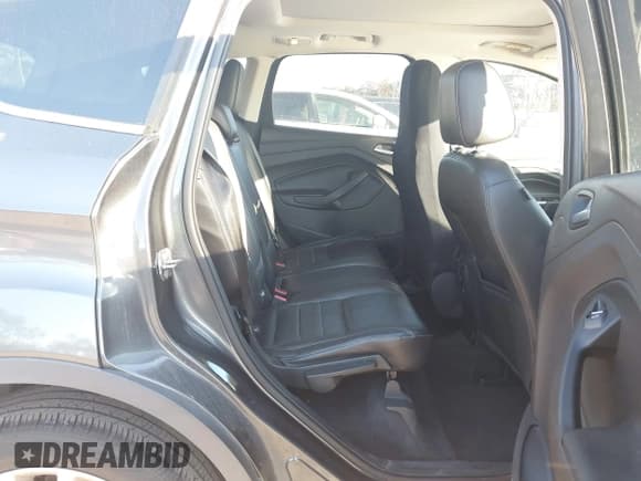 ✅ 2016 Ford Escape Titanium • VIN: 1FMCU0JX8GUB20446 • Lot: 43740057. Wystawiony na IAAI z przebiegiem 101 781 mil. Bezpłatny archiwum sprzedaży aukcyjnych z USA i szczegółowy raport historii pojazdu na DreamBid. Zdjęcie 8.