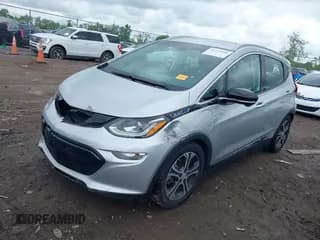 ✅ 2017 Chevrolet Bolt EV Premier • VIN: 1G1FX6S02H4181475 • Lot: 42233844. Wystawiony na IAAI z przebiegiem 35 758 mil. Bezpłatny archiwum sprzedaży aukcyjnych z USA i szczegółowy raport historii pojazdu na DreamBid. Zdjęcie 2.