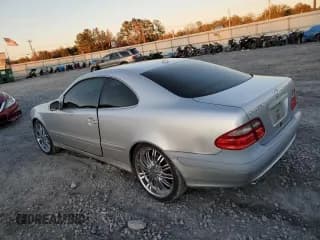 ✅ 2002 Mercedes-Benz CLK 320/430 • VIN: WDBLJ65GX2F199379 • Lot: 91311965. Wystawiony na Copart z przebiegiem 97 244 mil. Bezpłatny archiwum sprzedaży aukcyjnych z USA i szczegółowy raport historii pojazdu na DreamBid. Zdjęcie 2.
