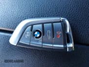 ✅ 2019 BMW 5 Series 540i • VIN: WBAJE5C5XKWW37033 • Lot: 43578811. Wystawiony na IAAI z przebiegiem 88 994 mil. Bezpłatny archiwum sprzedaży aukcyjnych z USA i szczegółowy raport historii pojazdu na DreamBid. Zdjęcie 11.