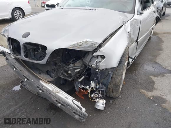✅ 2005 BMW 3 Series 325Ci • VIN: WBABW33415PL34475 • Lot: 41450478. Listed on IAAI with 191,047 mi. Free auction sales archive from the USA and detailed vehicle history report at DreamBid. Image 6.