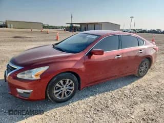 2015 Nissan Altima S with VIN 1N4AL3AP9FC589796, listed as a Copart auction lot 81493015 with 105,505 mi miles and Salvage title. Bid and sale history available at DreamBid. Image 1.