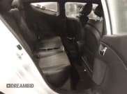 ✅ 2016 Hyundai Veloster • VIN: KMHTC6AD8GU267667 • Lot: 41299197. Wystawiony na IAAI z przebiegiem 111 954 mil. Bezpłatny archiwum sprzedaży aukcyjnych z USA i szczegółowy raport historii pojazdu na DreamBid. Zdjęcie 8.