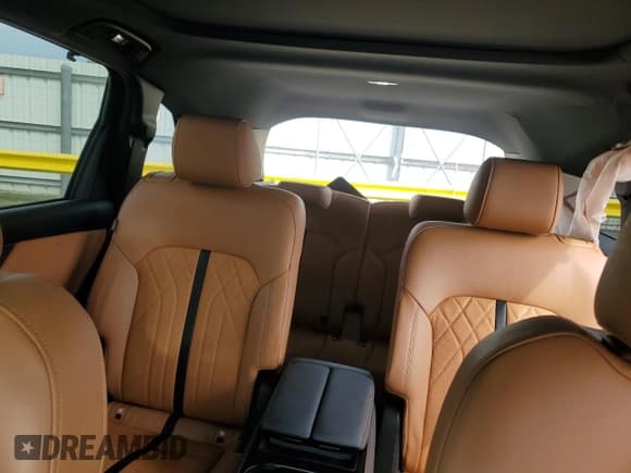 ✅ 2024 Mazda CX-90 S Premium Plus • VIN: JM3KKEHC2R1118242 • Lot: 80747335. Wystawiony na Copart z przebiegiem 26 068 mil. Bezpłatny archiwum sprzedaży aukcyjnych z USA i szczegółowy raport historii pojazdu na DreamBid. Zdjęcie 10.