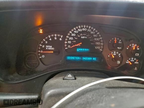 ✅ 2005 Chevrolet Silverado 2500HD LS • VIN: 1GCHK23U85F930143 • Лот: 96323835. Опубликован ранее на Copart с пробегом 342 389 миль. Бесплатный доступ к архиву аукционных продаж из США и подробный отчёт об истории автомобиля на DreamBid. Изображение 9.