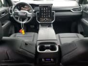 ✅ 2024 GMC Acadia AWD Elevation • VIN: 1GKENNKS5RJ189954 • Lot: 43738505. Wystawiony na Copart z przebiegiem 13 027 mil. Bezpłatny archiwum sprzedaży aukcyjnych z USA i szczegółowy raport historii pojazdu na DreamBid. Zdjęcie 8.