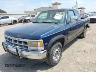 1992 Dodge Dakota z VIN 1B7GL23Y6NS508858, wystawiony jako IAAI lot #42380225 z przebiegiem 177 280 mil mil oraz . Historia ofert i sprzedaży dostępna na DreamBid. Obrazek 6.