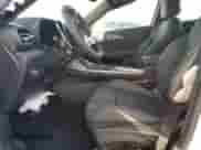 2024 Dodge Hornet R/T z VIN ZACPDFCW4R3A28405, wystawiony jako Copart lot #89726945 z przebiegiem 35 483 mil mil oraz Nie do naprawy • Non repairable. Historia ofert i sprzedaży dostępna na DreamBid. Obrazek 7.