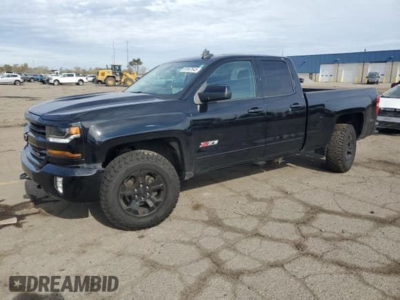 ✅ 2019 Chevrolet Silverado 1500 LT • VIN: 2GCVKPEC9K1165497 • Lot: 87047545. Wystawiony na Copart z przebiegiem 83 897 mil. Bezpłatny archiwum sprzedaży aukcyjnych z USA i szczegółowy raport historii pojazdu na DreamBid. Zdjęcie 1.