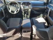 ✅ 2015 Toyota 4Runner SR5 • VIN: JTEZU5JR0F5106686 • Lot: 93908445. Wystawiony na Copart z przebiegiem 157 485 mil. Bezpłatny archiwum sprzedaży aukcyjnych z USA i szczegółowy raport historii pojazdu na DreamBid. Zdjęcie 8.