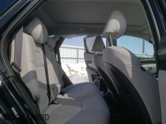 ✅ 2023 Hyundai Tucson SEL Convenience • VIN: KM8JFCA13PU090741 • Lot: 45311693. Wystawiony na Copart z przebiegiem 1 029 mil. Bezpłatny archiwum sprzedaży aukcyjnych z USA i szczegółowy raport historii pojazdu na DreamBid. Zdjęcie 10.